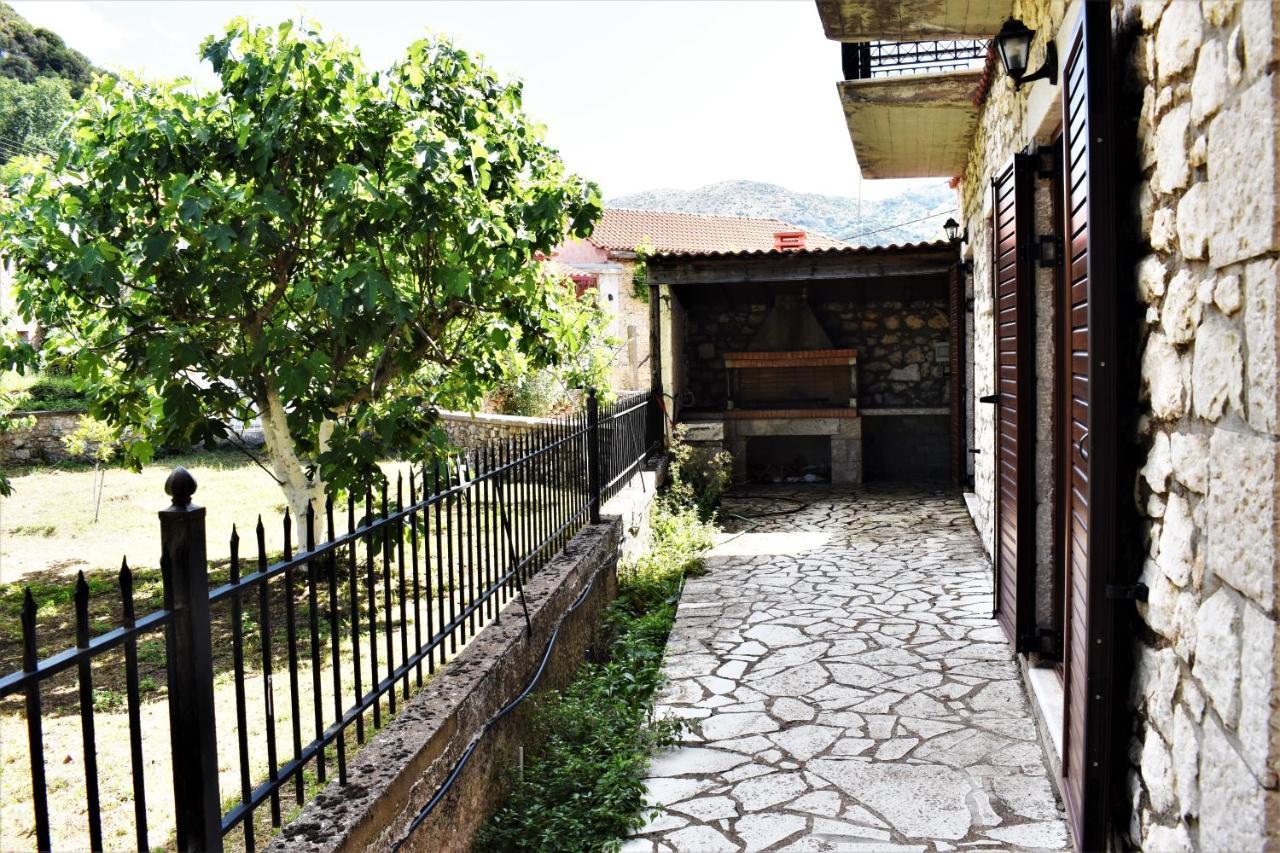 Stonehouse Dome Lagadia Langadia Exterior foto